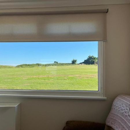 Chalet 40 Sandown Bay Holiday Centre Generous Money Off Ferry Crossings & Free Wifi Special Offer Until End Of June, September And Halloween Deals Now On Bagian luar foto